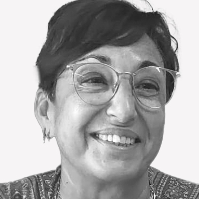 Close-up of Mercedes de Leon Image